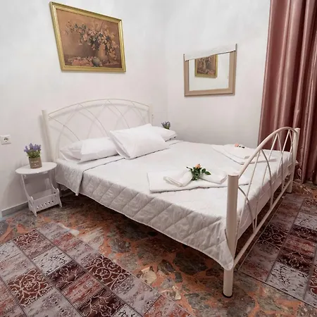 Dream House Апарт-отель Миртеа