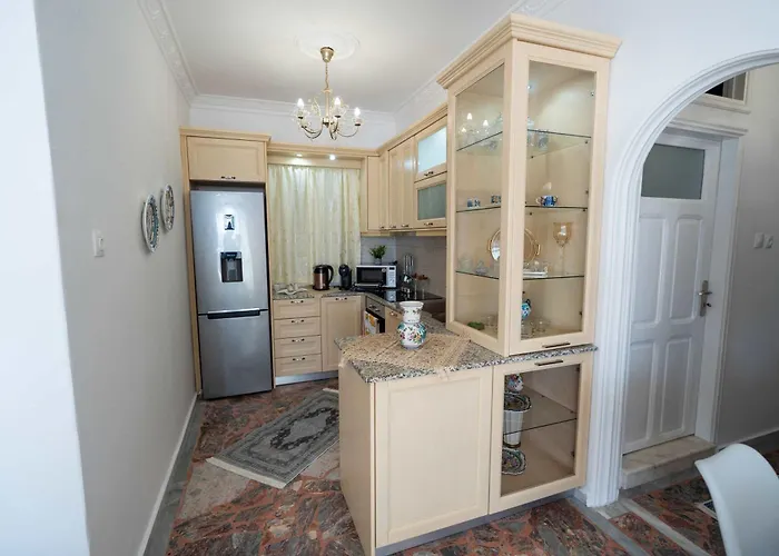 アパートホテル Dream House