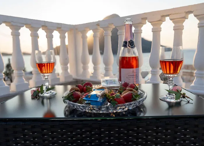 Dream House アパートホテル *